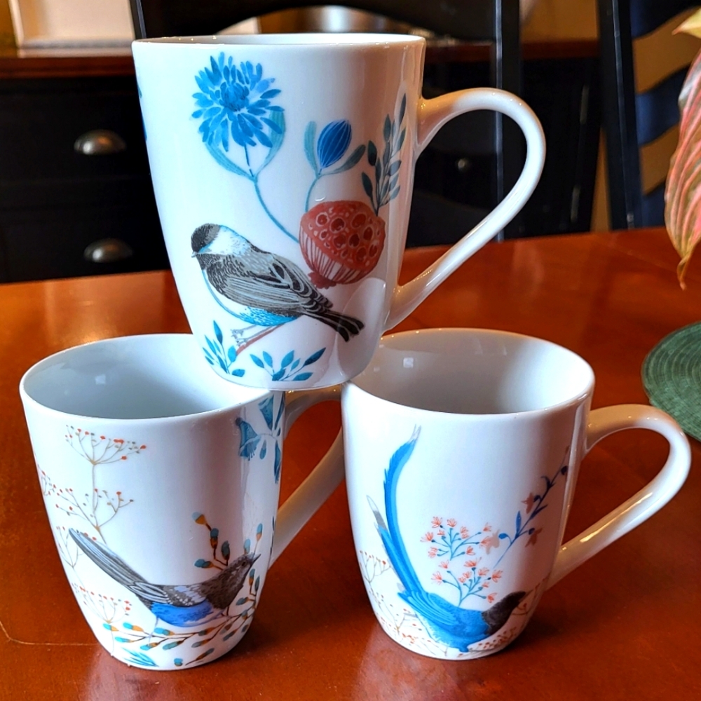 Lot of 3 Vtg Chickadee Magpie Bird Meadow Coffee Mugs 16oz Blue White Nature